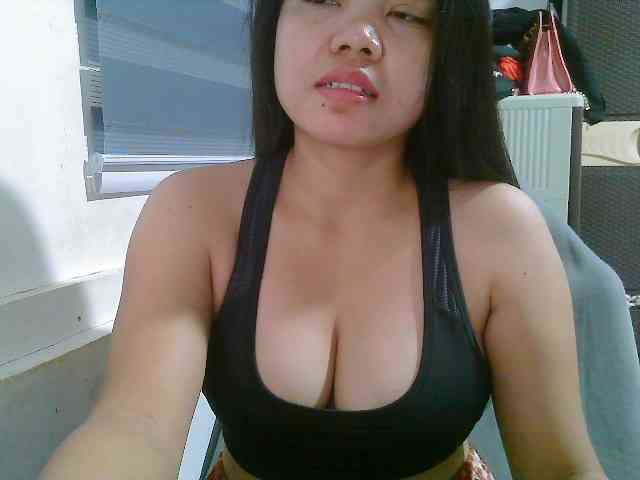 Courtney01 webcam