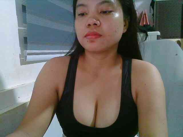 Courtney01 webcam