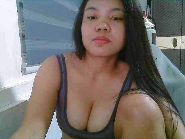 Courtney01 webcam