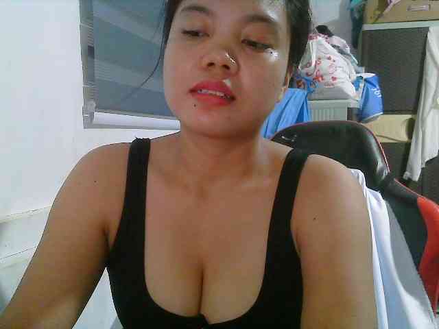 Courtney01 webcam