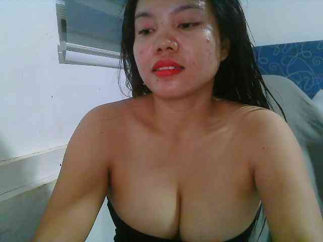 Courtney01 webcam