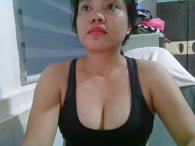 Courtney01 webcam