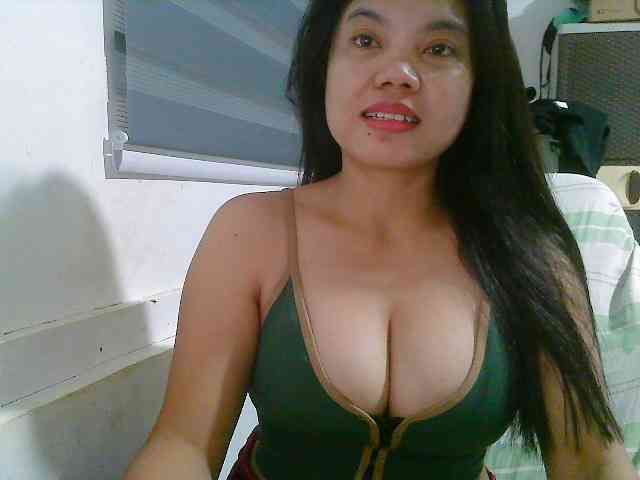 Courtney01 webcam