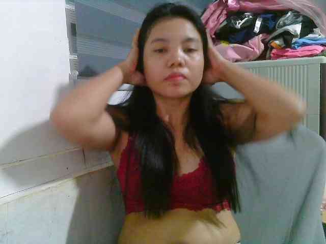 Courtney01 webcam