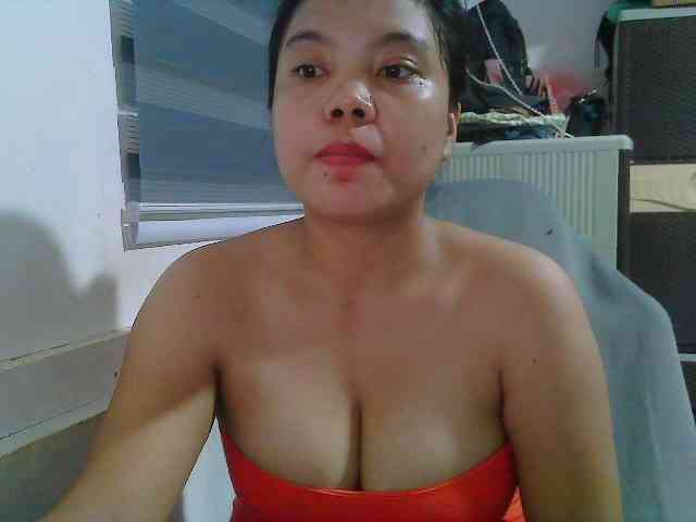 Courtney01 webcam