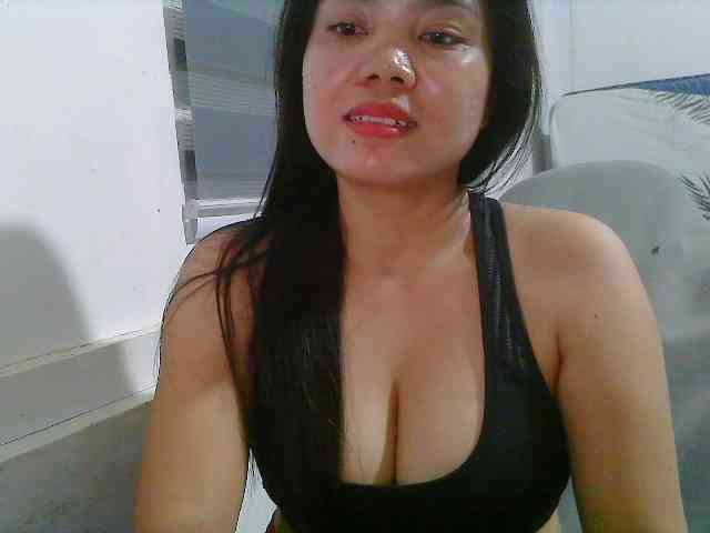 Courtney01 webcam
