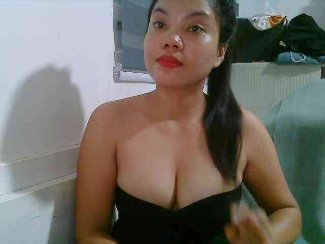 Courtney01 webcam