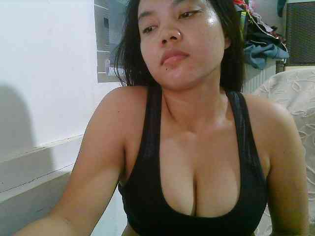 Courtney01 webcam