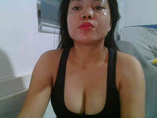 Courtney01 webcam