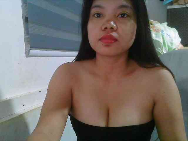 Courtney01 webcam