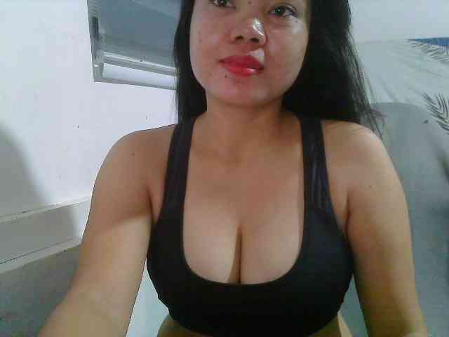 Courtney01 webcam