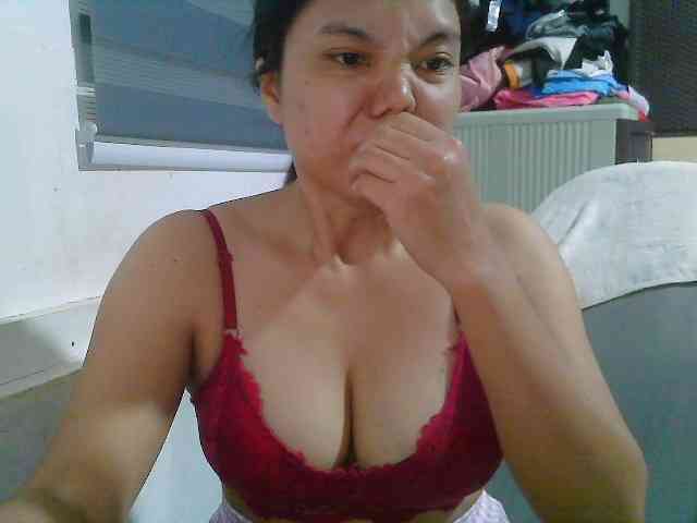 Courtney01 webcam