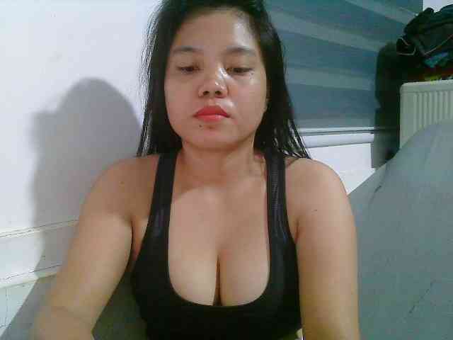 Courtney01 webcam