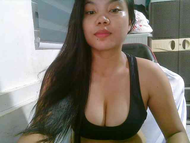 Courtney01 webcam