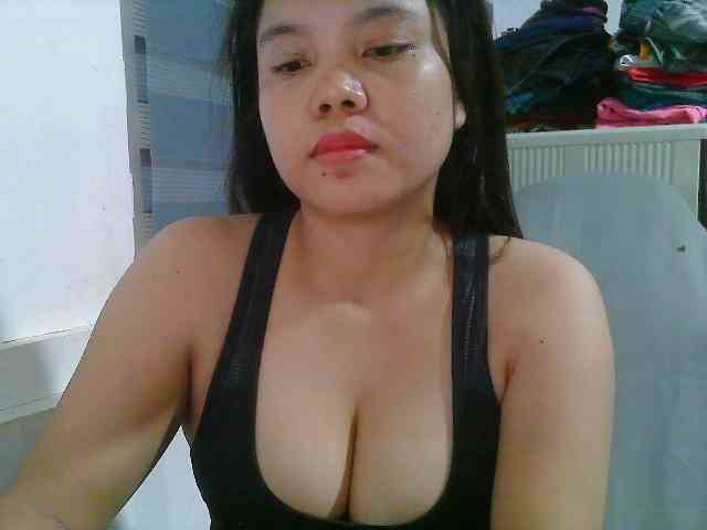 Courtney01 webcam