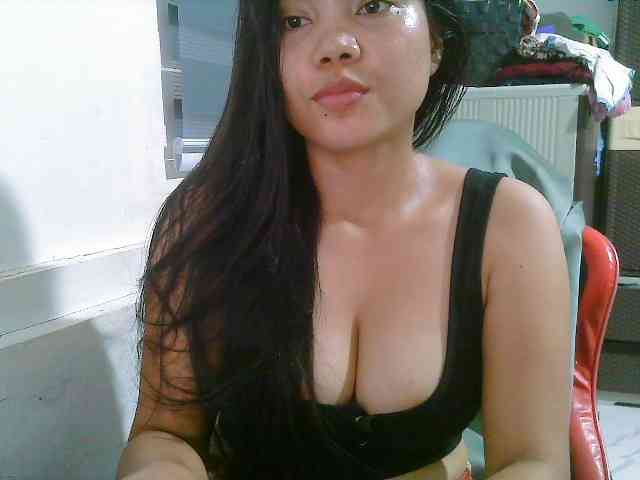Courtney01 webcam