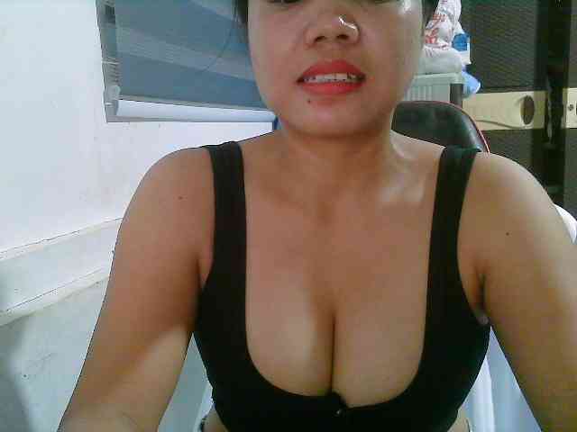 Courtney01 webcam