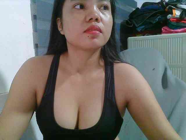 Courtney01 webcam