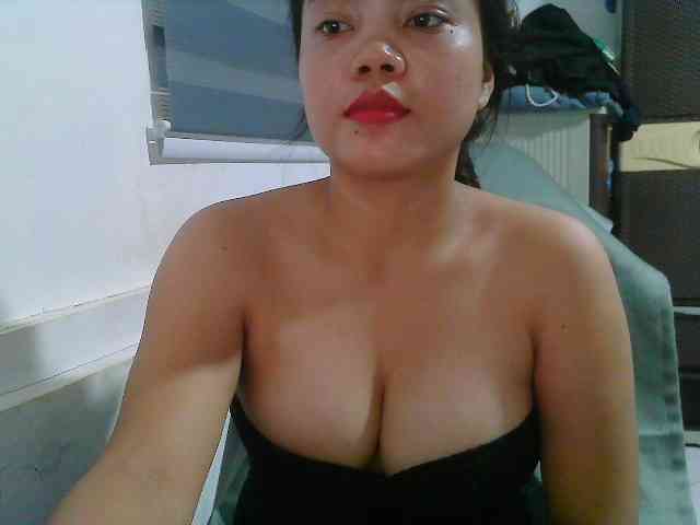 Courtney01 webcam