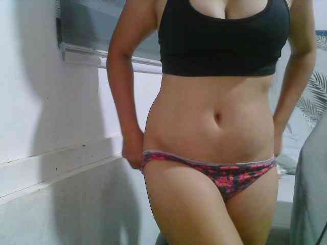 Courtney01 webcam