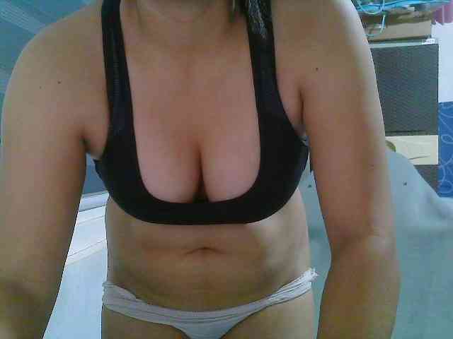 Courtney01 webcam