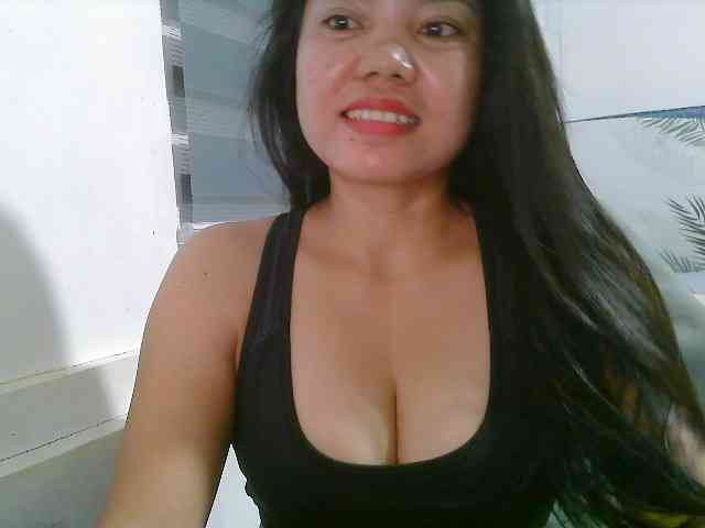 Courtney01 webcam