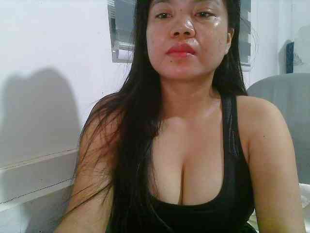 Courtney01 webcam