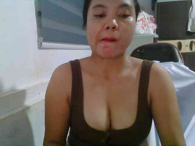 Courtney01 webcam