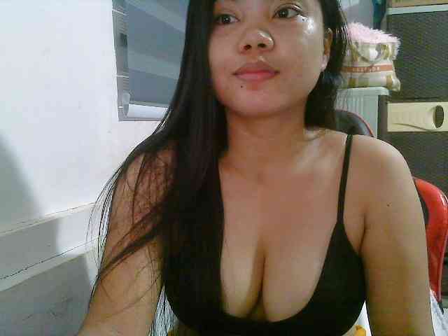 Courtney01 webcam