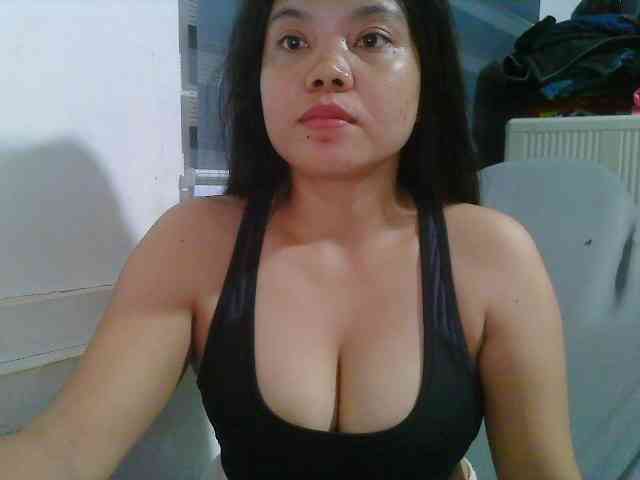 Courtney01 webcam