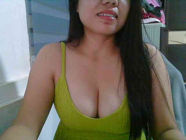 Courtney01 webcam