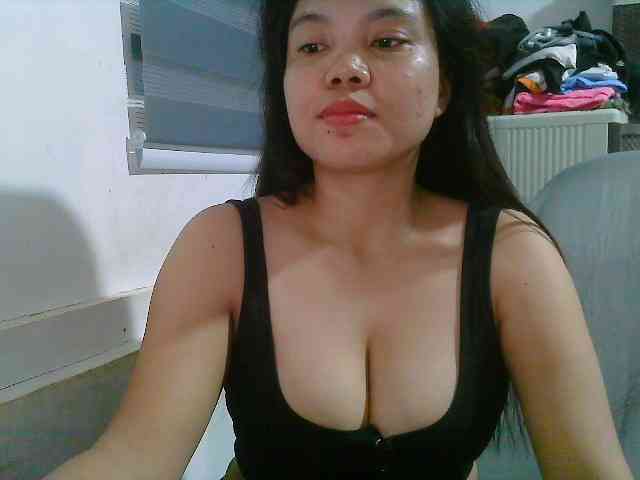 Courtney01 webcam