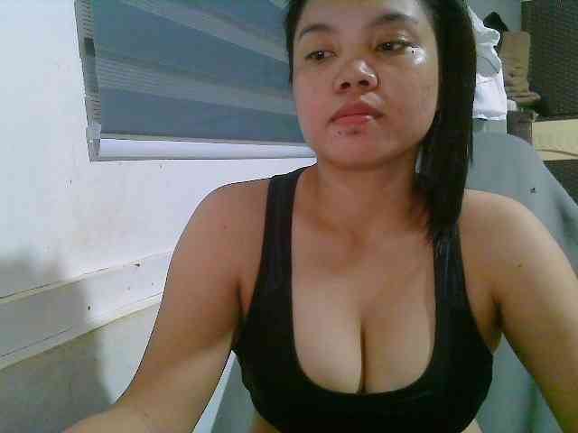 Courtney01 webcam