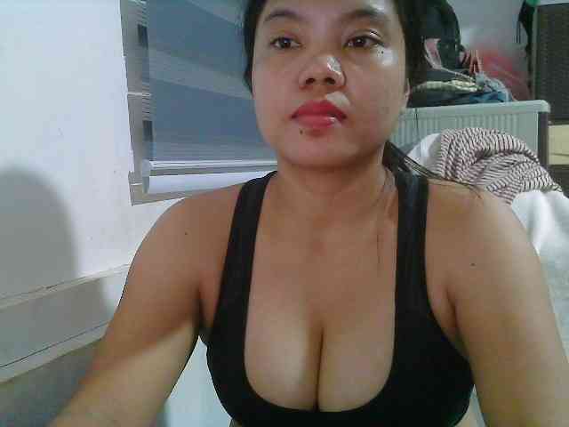 Courtney01 webcam