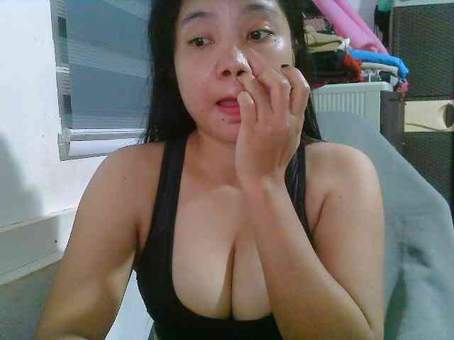 Courtney01 webcam