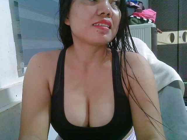 Courtney01 webcam