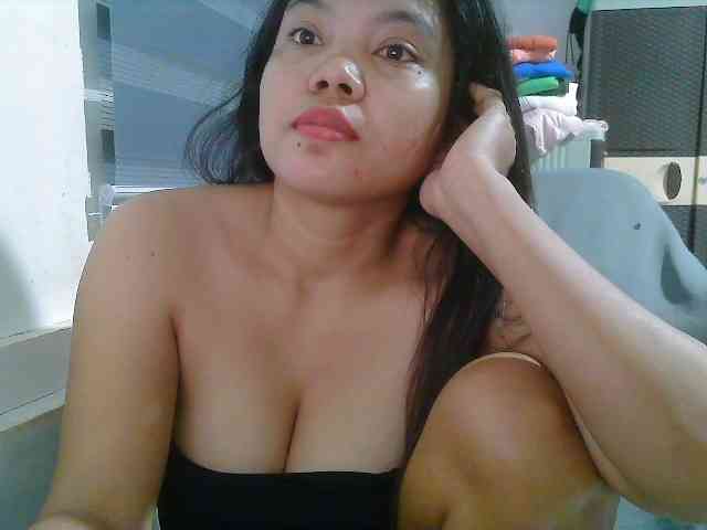 Courtney01 webcam