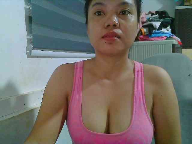 Courtney01 webcam