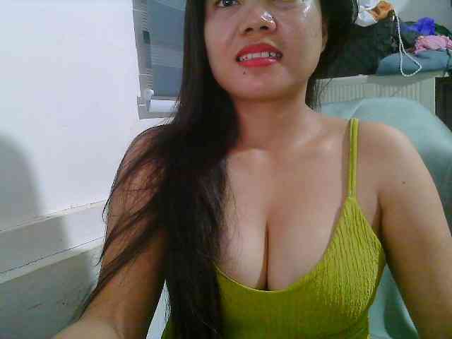 Courtney01 webcam