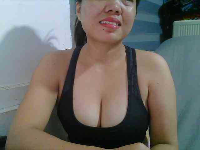 Courtney01 webcam