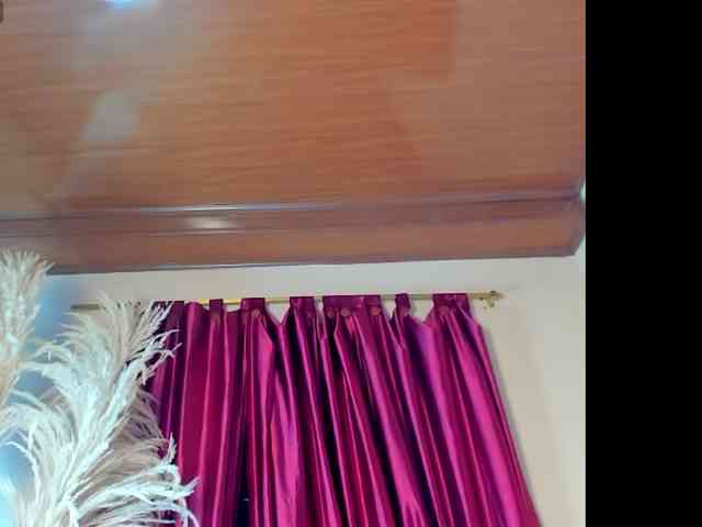 VivianneHart webcam
