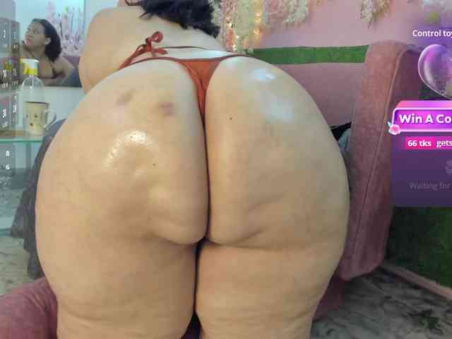 VivianneHart VivianneHart