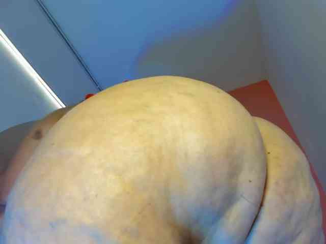 VivianneHart webcam