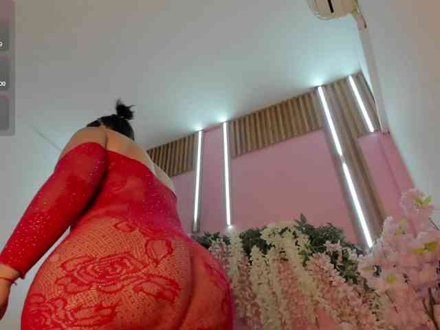 VivianneHart