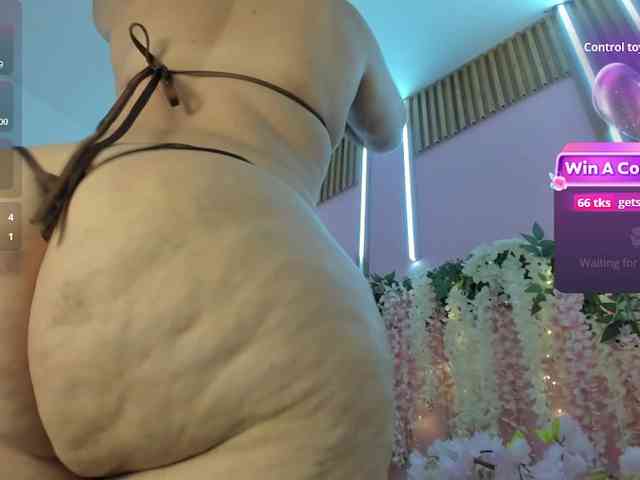 VivianneHart webcam