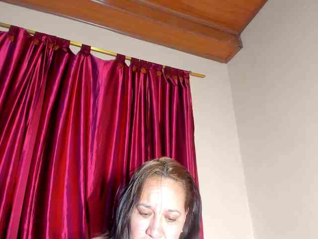 VivianneHart