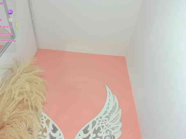 VivianneHart webcam
