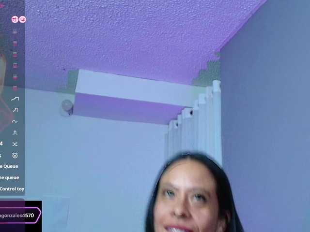esperancita4570 live cam on BongaCams