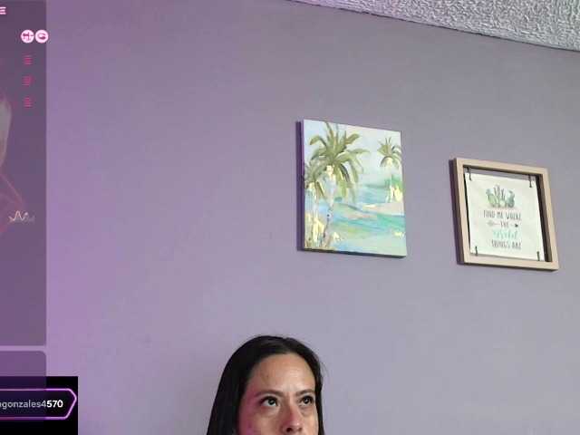 esperancita4570 live cam on BongaCams