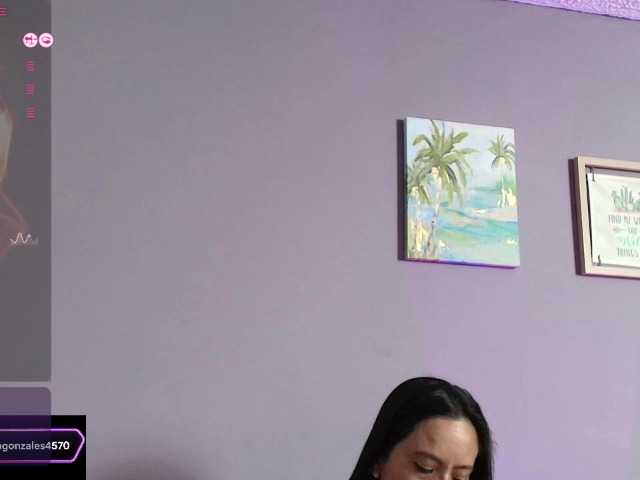 esperancita4570 live cam preview